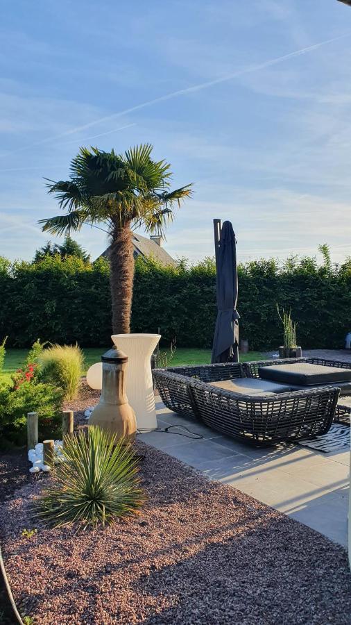 Le Coup De Foudre Bed & Breakfast Le Molay-Littry ภายนอก รูปภาพ