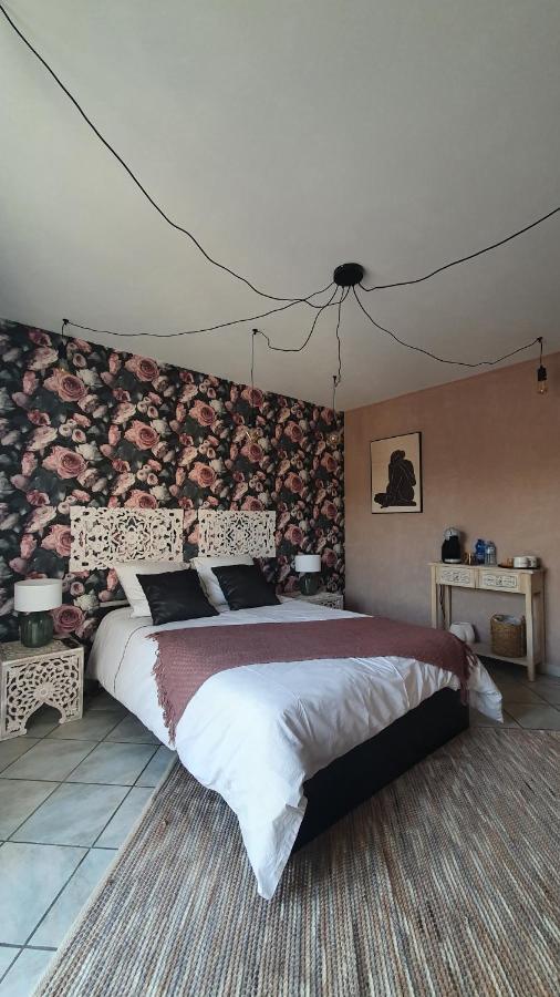 Le Coup De Foudre Bed & Breakfast Le Molay-Littry ภายนอก รูปภาพ