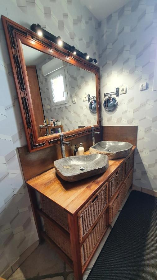 Le Coup De Foudre Bed & Breakfast Le Molay-Littry ภายนอก รูปภาพ