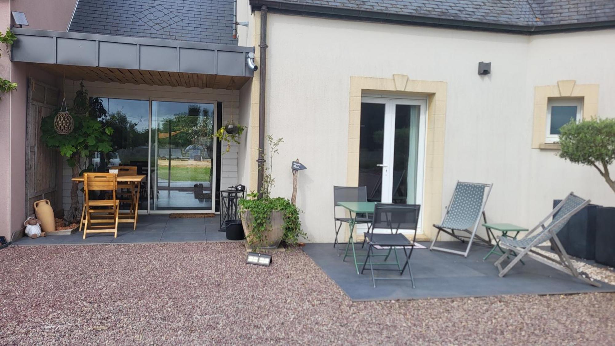 Le Coup De Foudre Bed & Breakfast Le Molay-Littry ภายนอก รูปภาพ